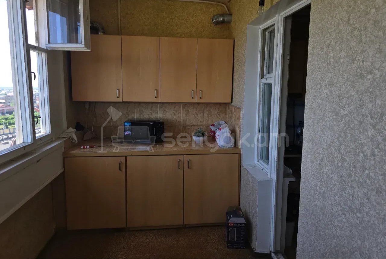 2 Սենյականոց Բնակարան, 56քմ, 4/9 հարկ, Նորմալ Վիճակում, Կահավորված, Արևկող