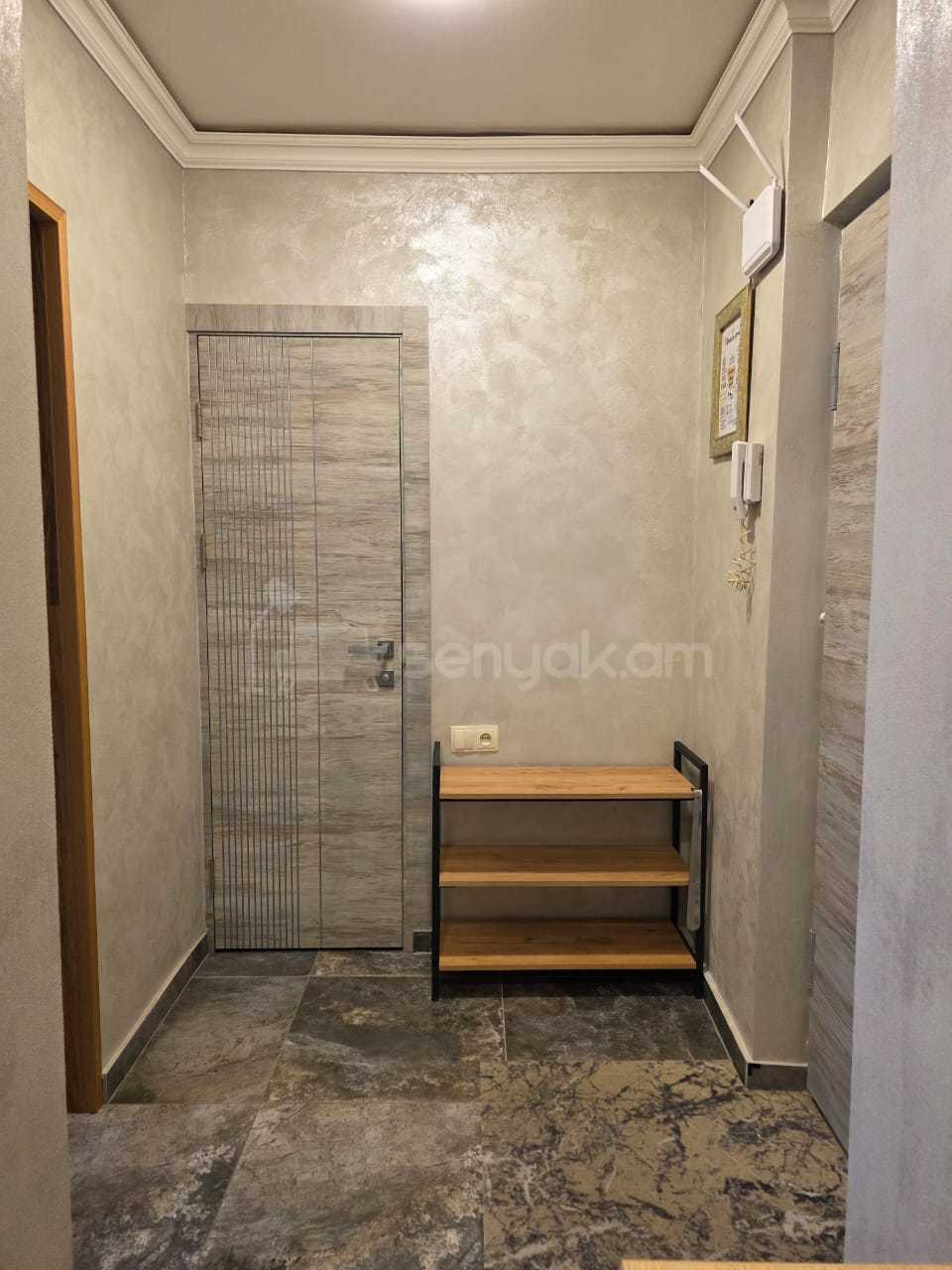 1 Սենյականոց Բնակարան, 40քմ, 7/10 հարկ, Կապիտալ Վերանորոգված, Կահավորված, Արևկող