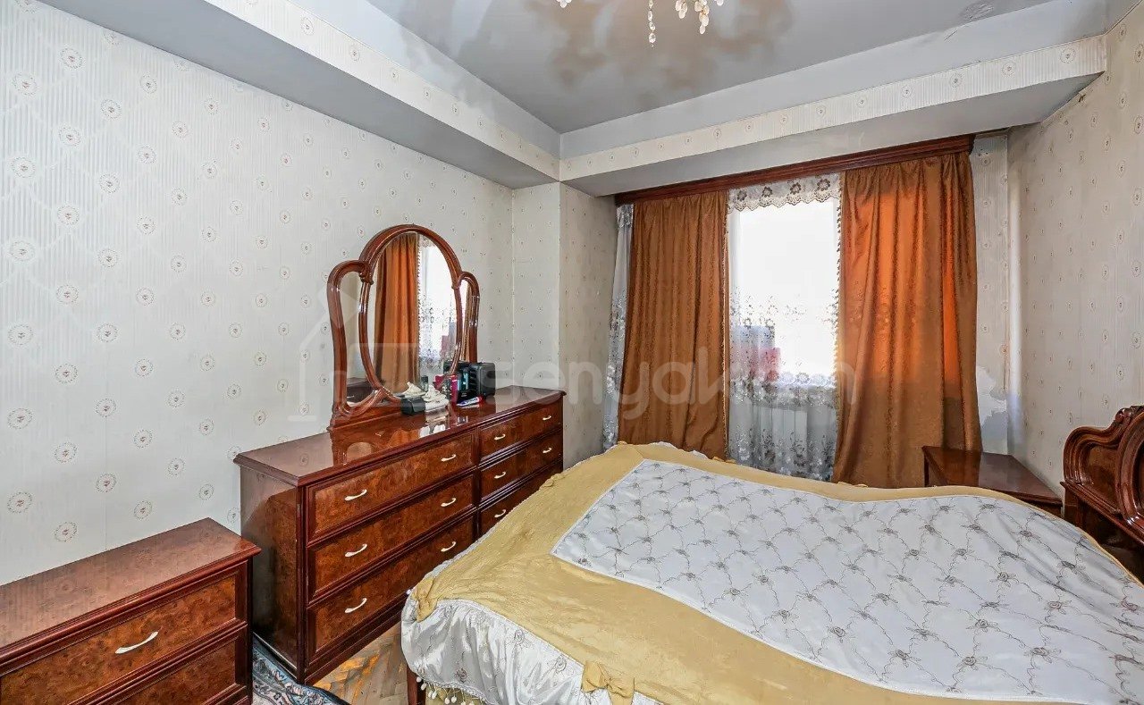 3 Սենյականոց Բնակարան, 85քմ, 6/14 հարկ, Նորմալ Վիճակում