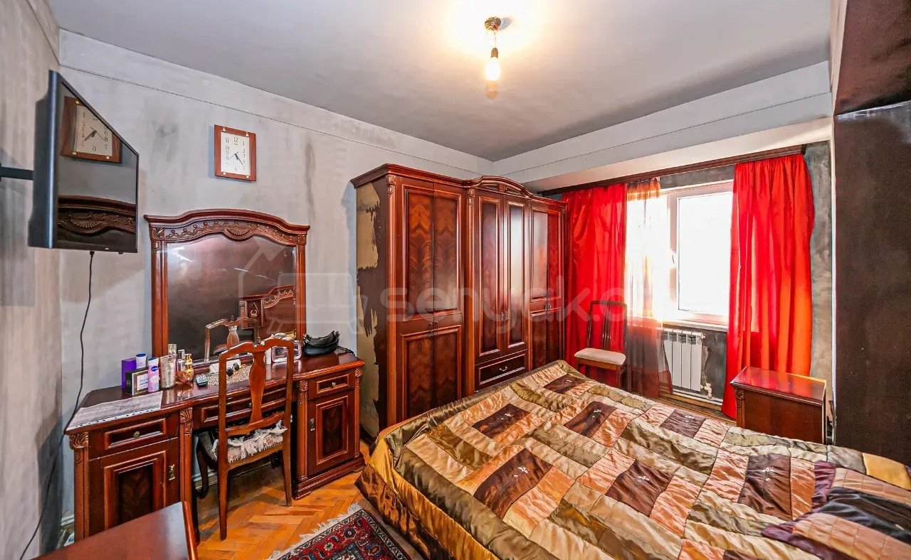 3 Սենյականոց Բնակարան, 85քմ, 6/14 հարկ, Նորմալ Վիճակում