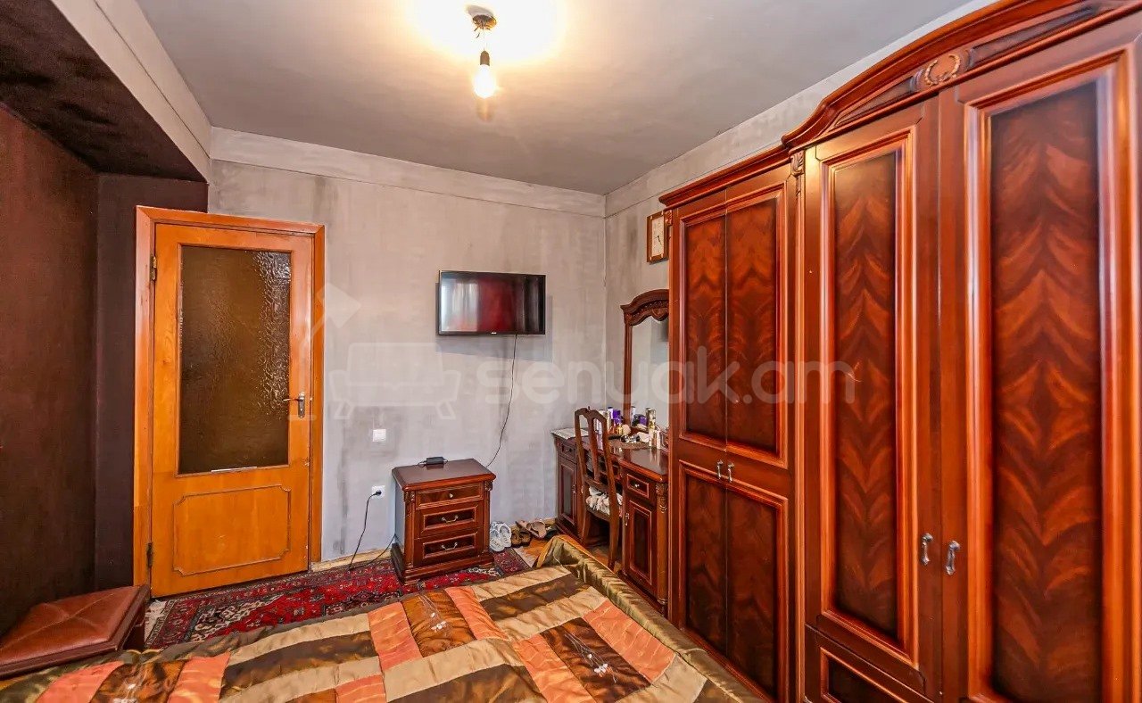 3 Սենյականոց Բնակարան, 85քմ, 6/14 հարկ, Նորմալ Վիճակում