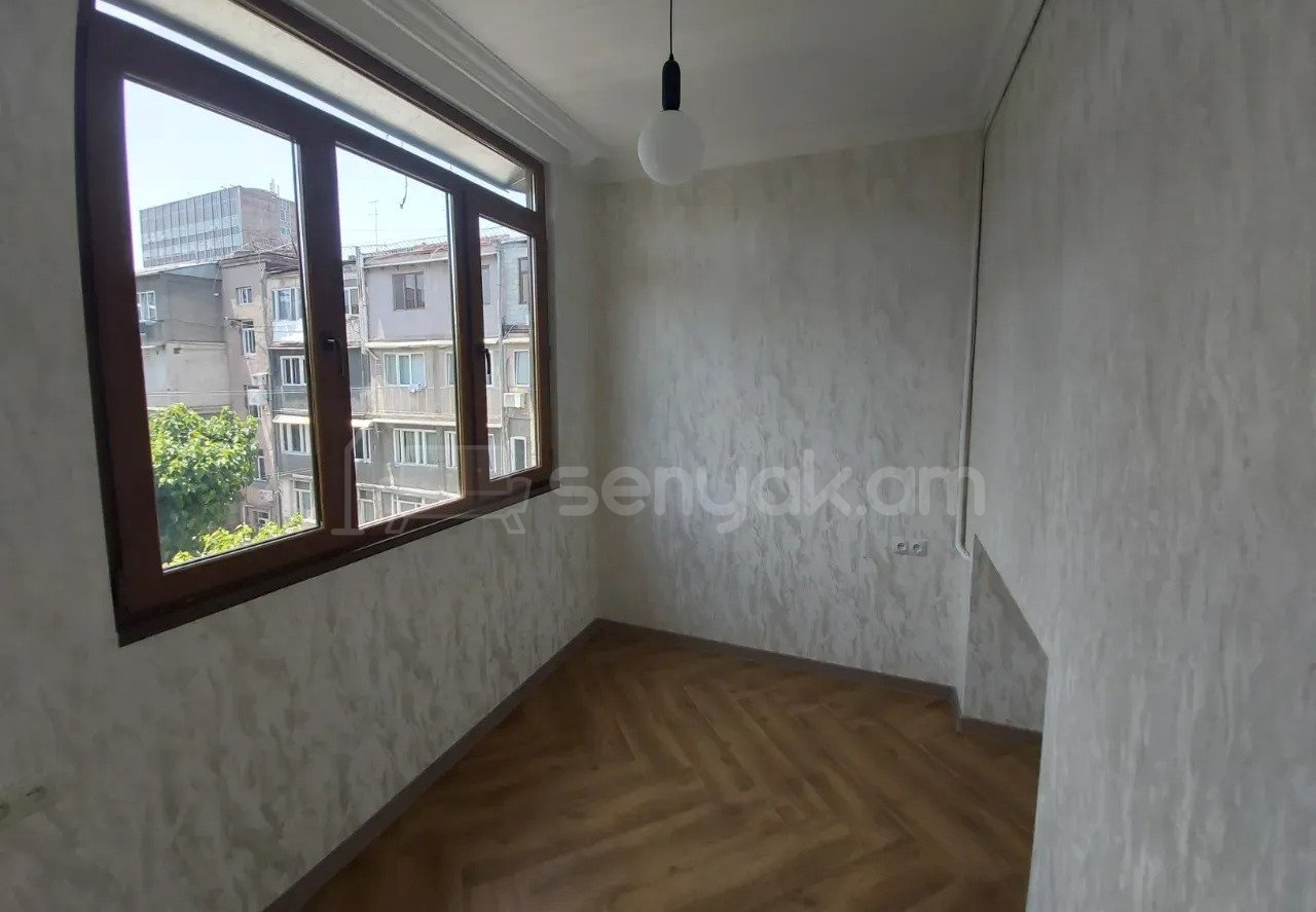 2 Սենյականոց Բնակարան Քարե Շենքում, 56քմ, 3/5 հարկ, Կապիտալ Վերանորոգված