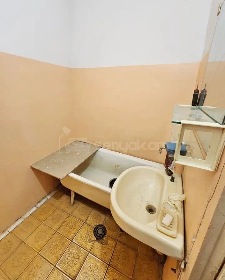 2 Սենյականոց Բնակարան, 67քմ, 6/9 հարկ, Պետական Վիճակում