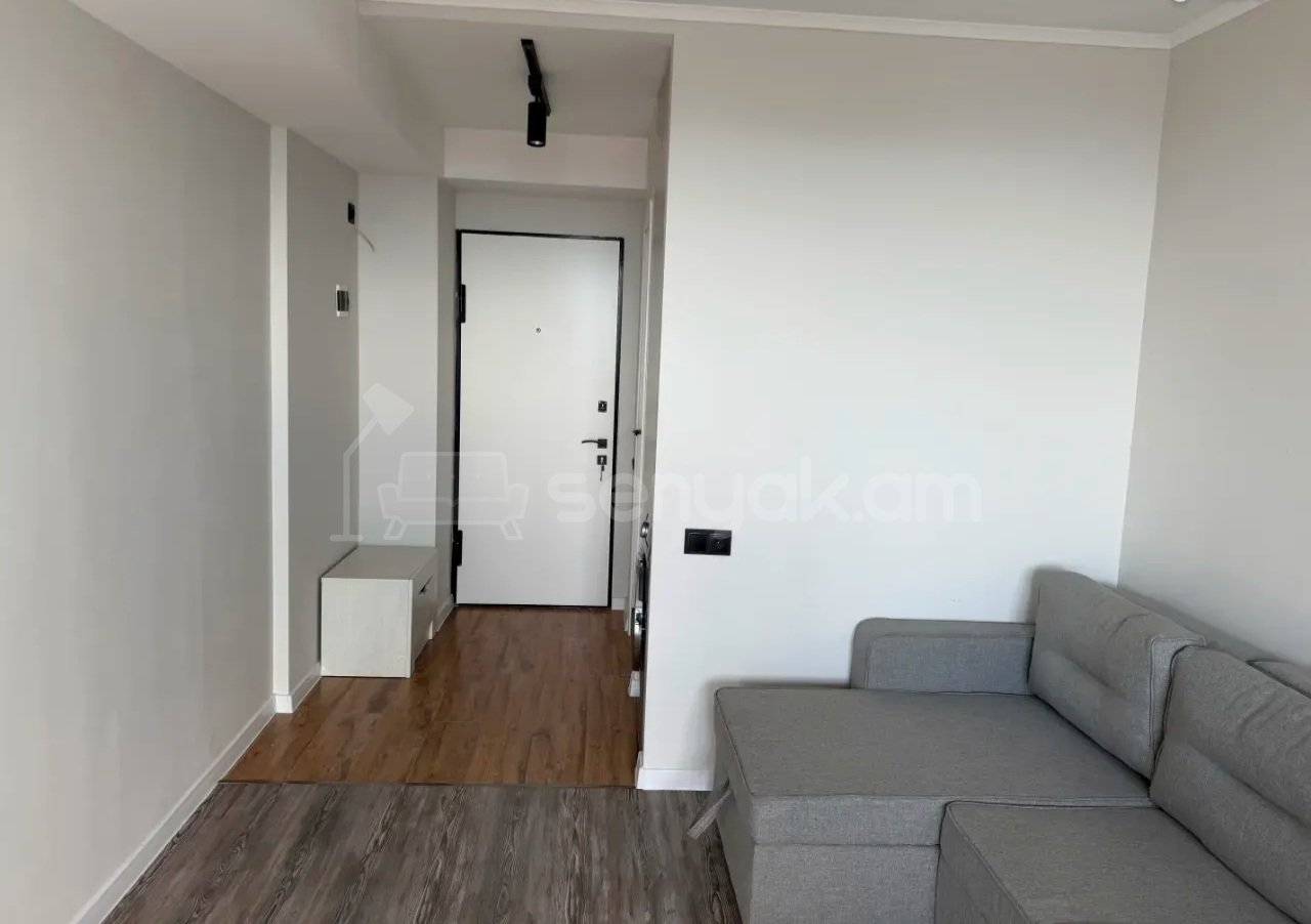 2 Սենյականոց Բնակարան, 40քմ, 14/14 հարկ, Կապիտալ Վերանորոգված, Կահավորված
