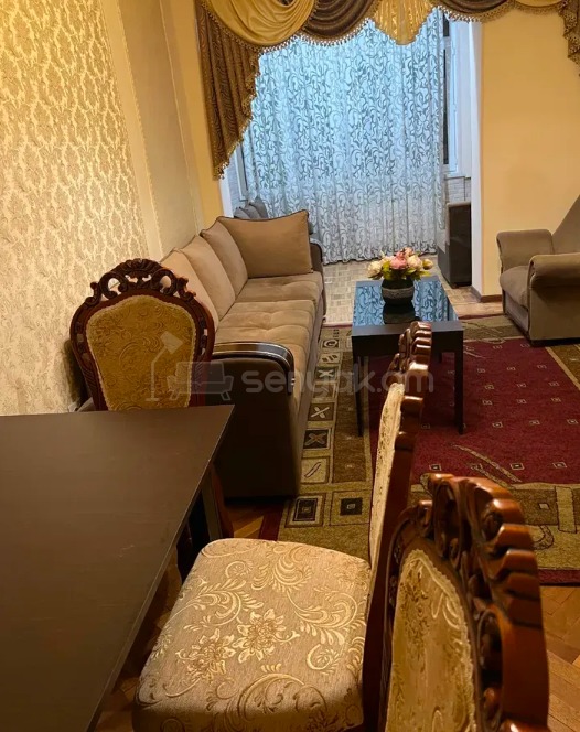 2 Սենյականոց Բնակարան Քարե Շենքում, 60քմ, 2/5 հարկ, Դիզայներական Վերանորոգված, Կահավորված