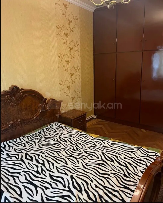 2 Սենյականոց Բնակարան Քարե Շենքում, 60քմ, 2/5 հարկ, Դիզայներական Վերանորոգված, Կահավորված