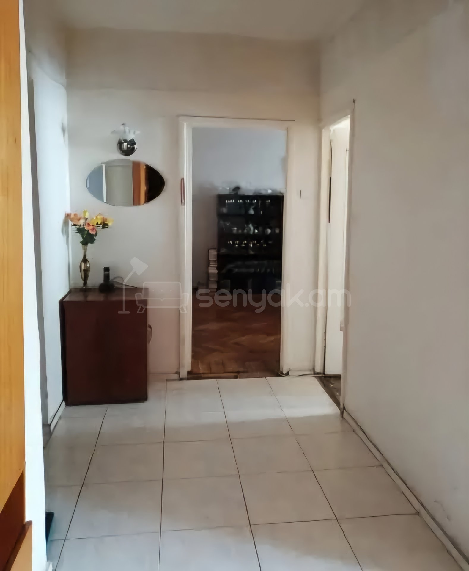 3 Սենյականոց Բնակարան, 82քմ, 1/9 հարկ, Պետական Վիճակում