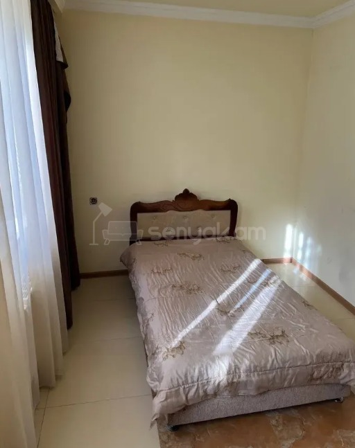 2 Սենյականոց Բնակարան Քարե Շենքում, 40քմ, 1/2 հարկ, Դիզայներական Վերանորոգված, Կահավորված