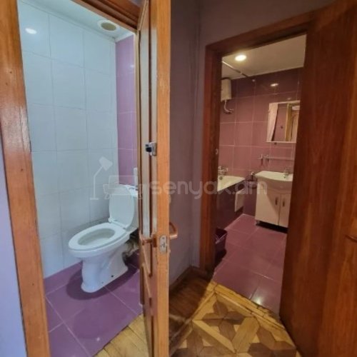 3 Սենյականոց Բնակարան, 80քմ, 8/9 հարկ, Կապիտալ Վերանորոգված, Կահավորված, Արևկող