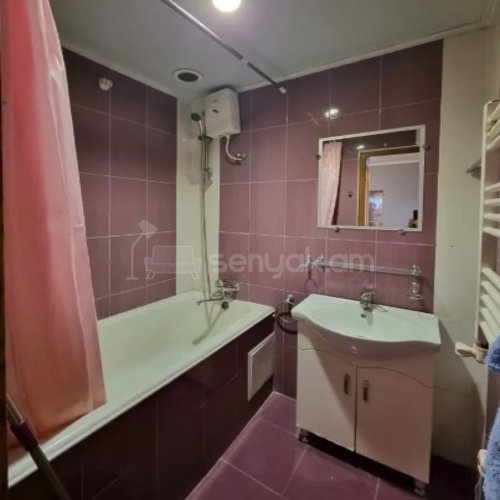 3 Սենյականոց Բնակարան, 80քմ, 8/9 հարկ, Կապիտալ Վերանորոգված, Կահավորված, Արևկող