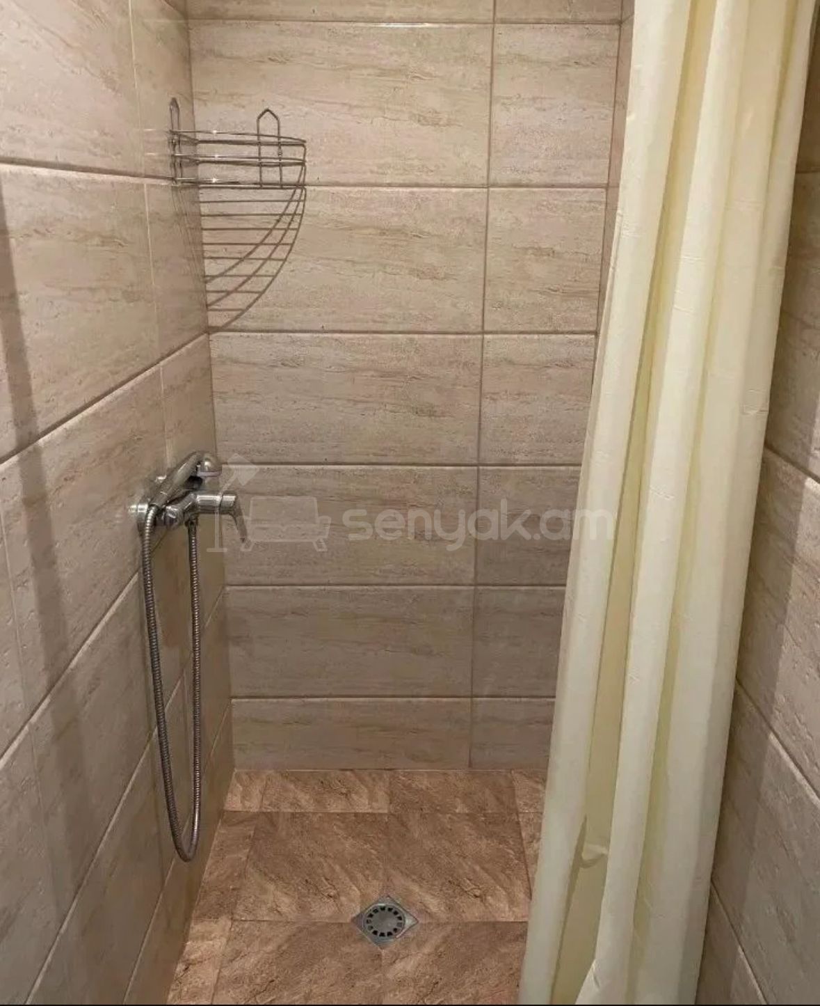 2 Սենյականոց Բնակարան Քարե Շենքում, 40քմ, 2/2 հարկ, Կապիտալ Վերանորոգված, Կահավորված