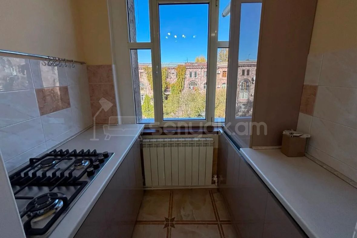 2 Սենյականոց Բնակարան, 80քմ, 5/5 հարկ, Դիզայներական Վերանորոգված, Կահավորված