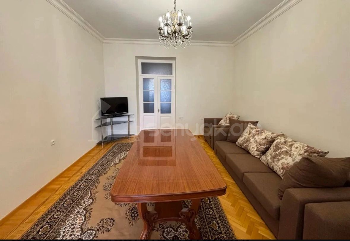 2 Սենյականոց Բնակարան, 80քմ, 5/5 հարկ, Դիզայներական Վերանորոգված, Կահավորված