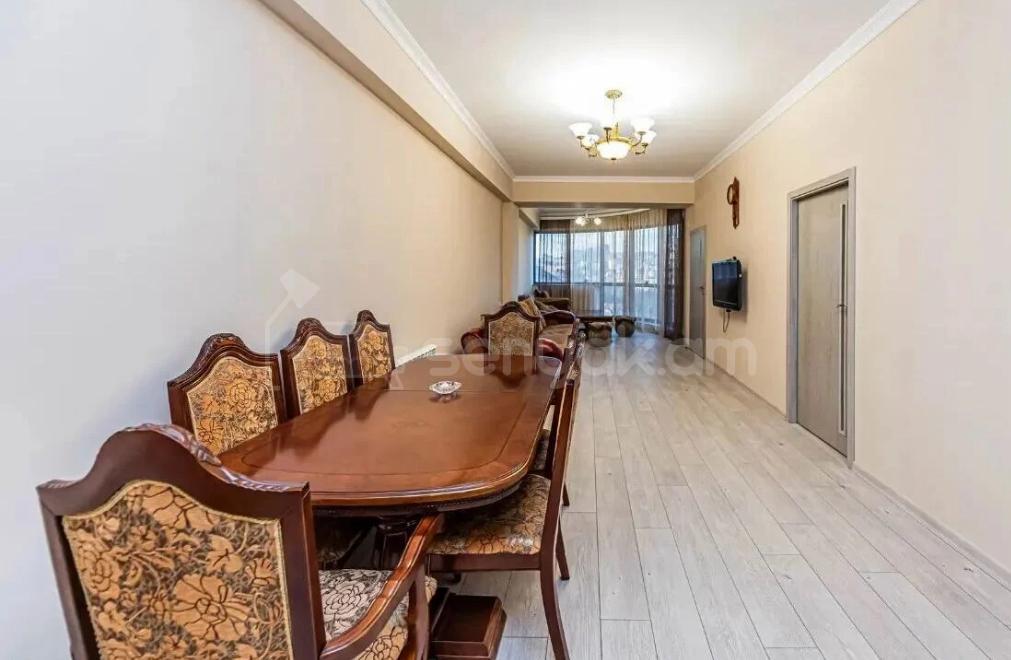 3 Սենյականոց Բնակարան, 96քմ, 5/13 հարկ, Դիզայներական Վերանորոգված, Կահավորված