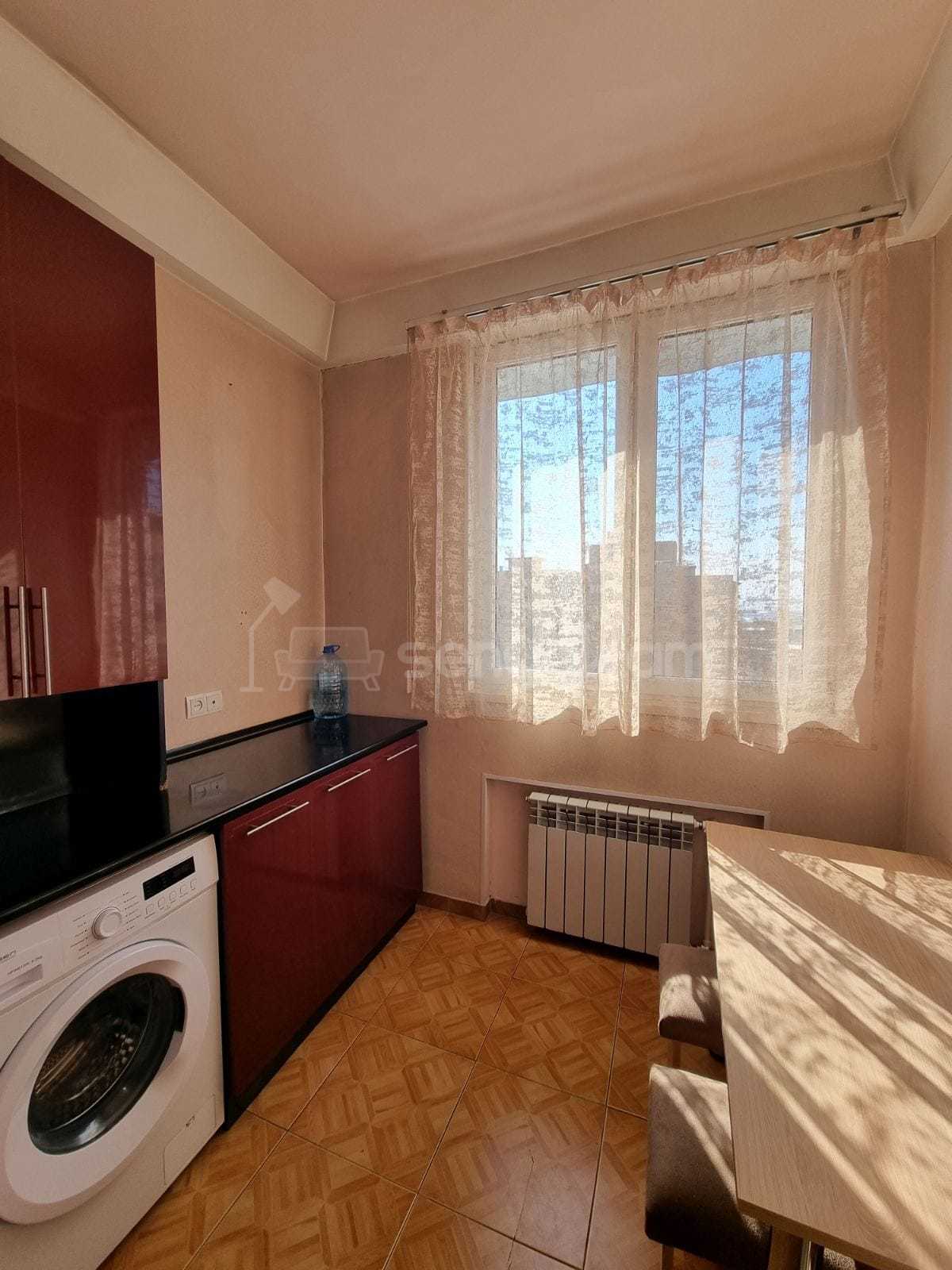 3 Սենյականոց Բնակարան, 80քմ, 8/9 հարկ, Կոսմետիկ Վերանորոգված, Կահավորված