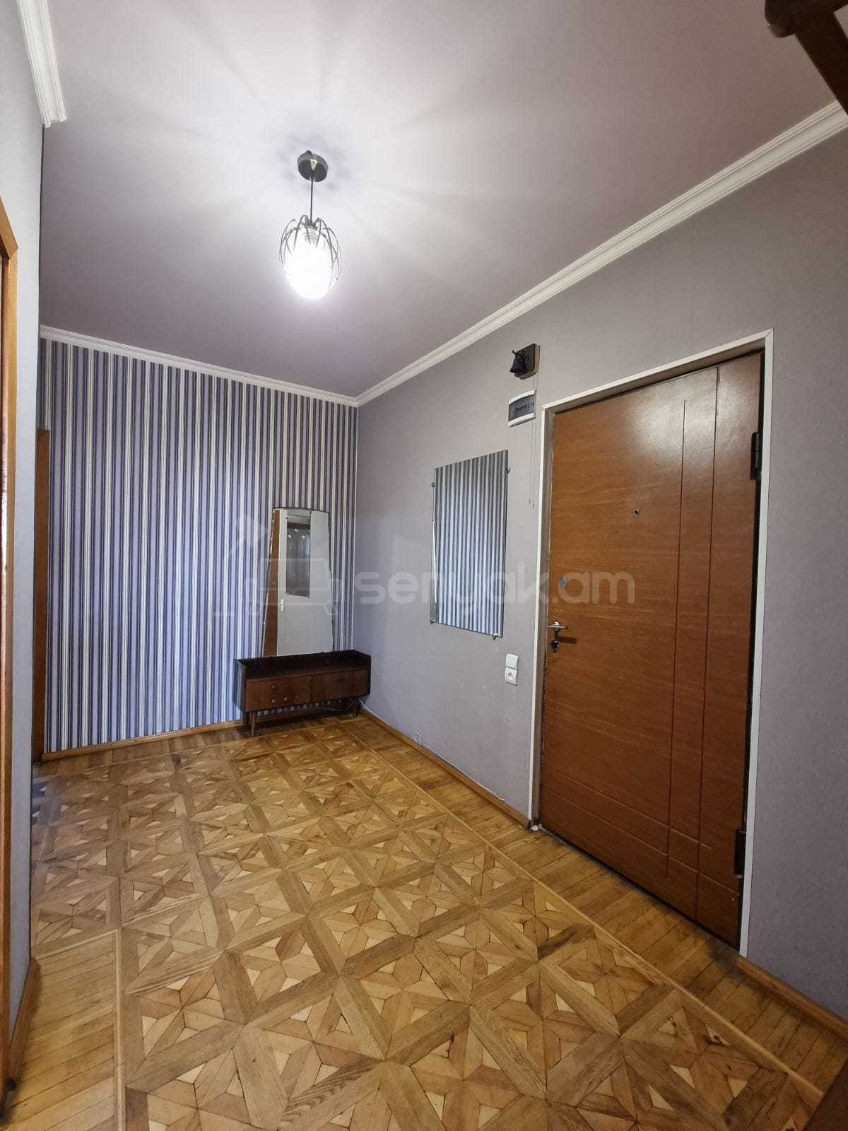 3 Սենյականոց Բնակարան, 80քմ, 8/9 հարկ, Կոսմետիկ Վերանորոգված, Կահավորված