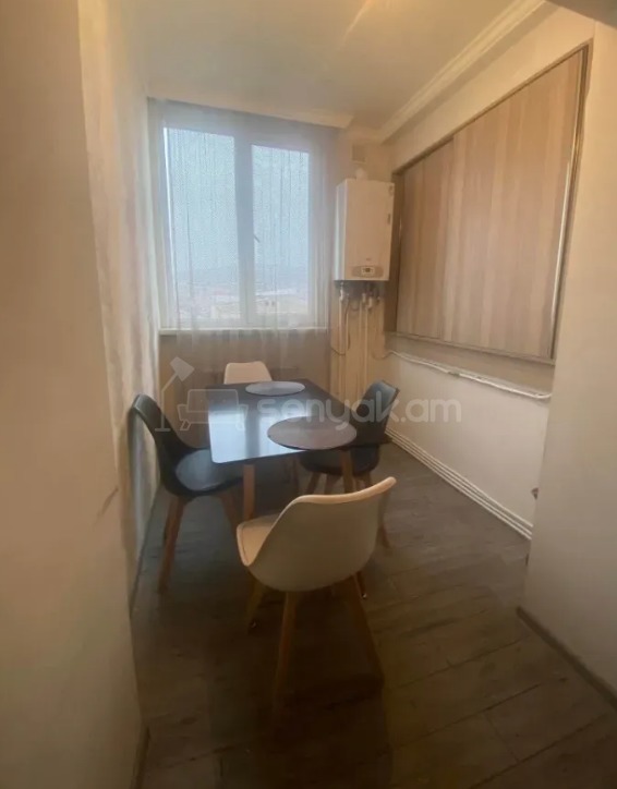 3 Սենյականոց Բնակարան, 60քմ, 4/5 հարկ, Դիզայներական Վերանորոգված