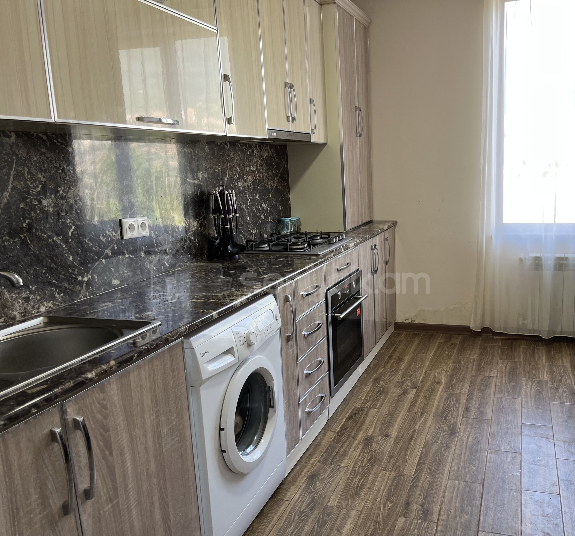 6 Սենյականոց Սեփական Տուն, 280քմ, Կապիտալ Վերանորոգված
