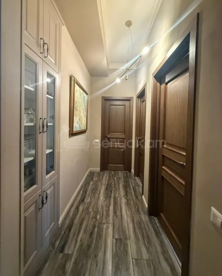 4 Սենյականոց Բնակարան Նորակառույցում, 146քմ, 6/8 հարկ, Կապիտալ Վերանորոգված