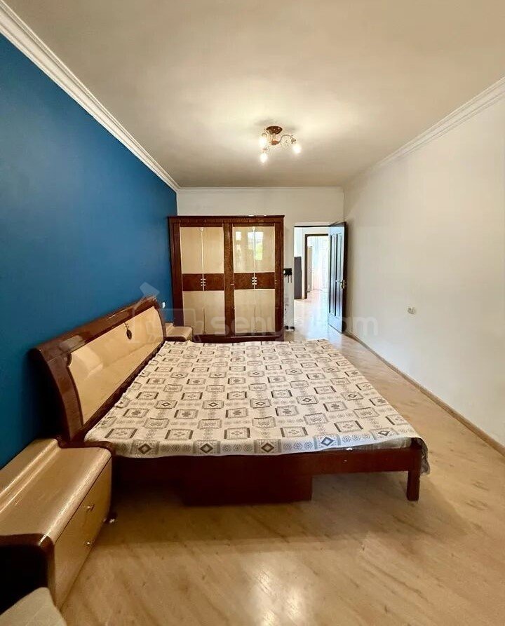 2 Սենյականոց Բնակարան Քարե Շենքում, 58քմ, 5/5 հարկ, Կապիտալ Վերանորոգված