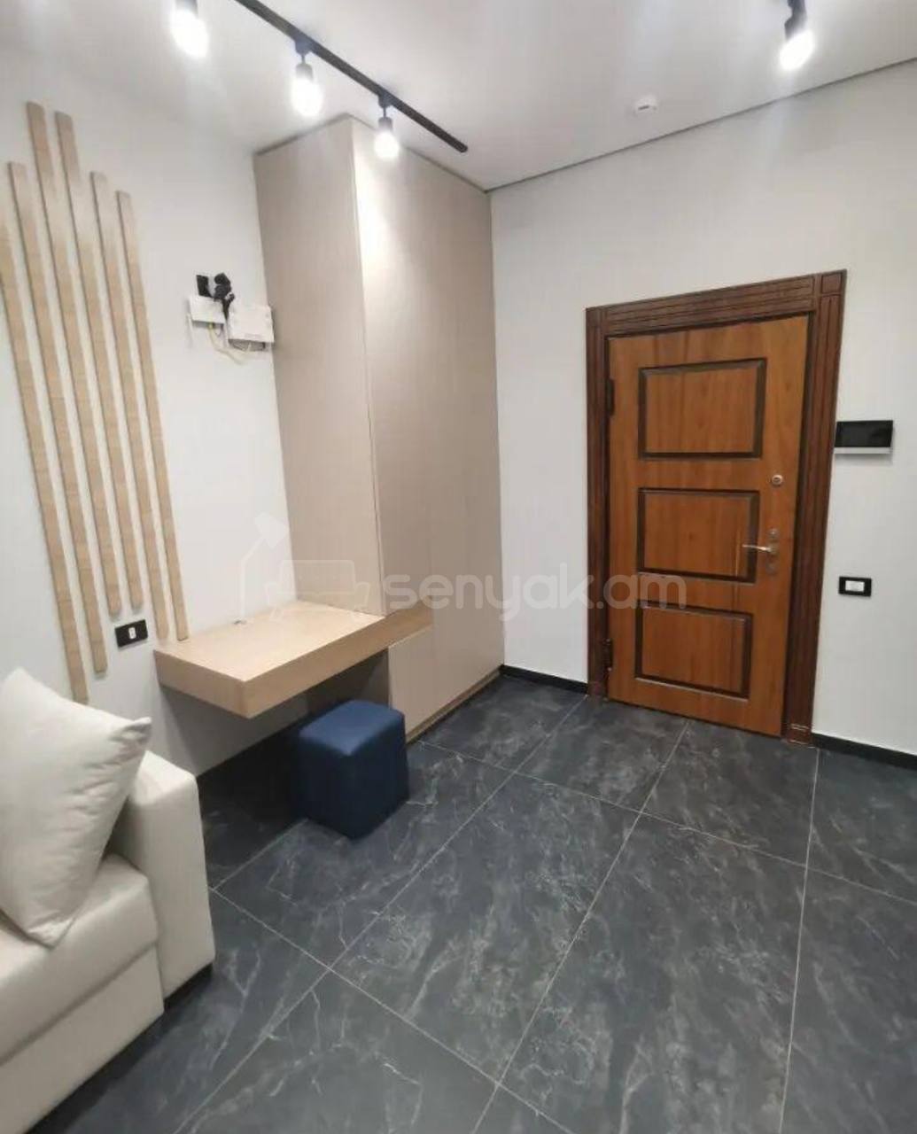 2 Սենյականոց Բնակարան Նորակառույցում, 60քմ, 8/16 հարկ, Դիզայներական Վերանորոգված, Կահավորված, Արևկող