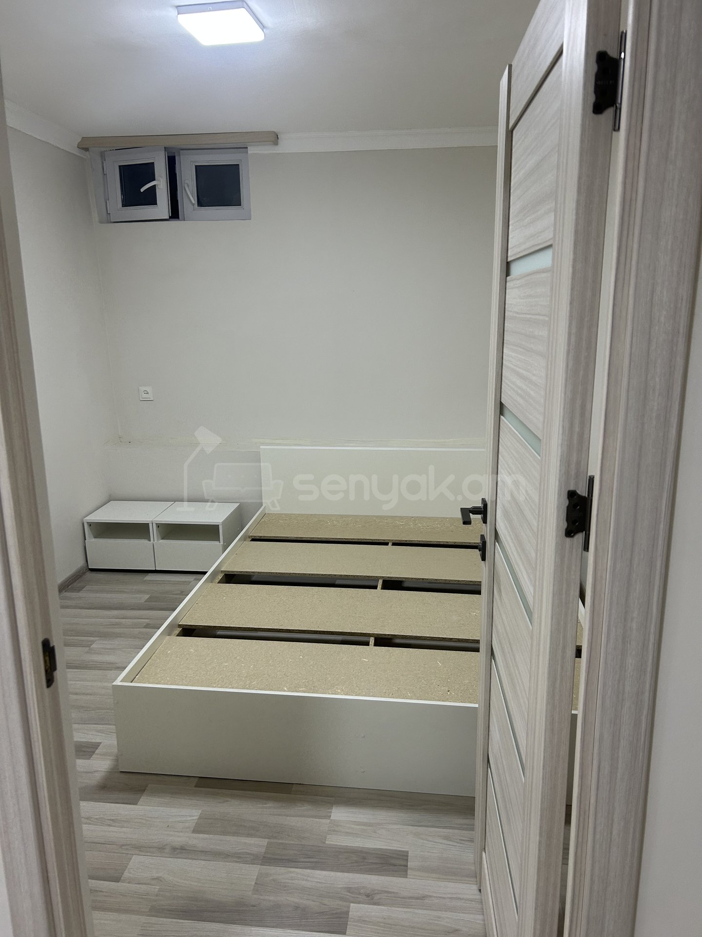 3 Սենյականոց Բնակարան Քարե Շենքում, 70քմ, 1/2 հարկ, Կապիտալ Վերանորոգված, Կահավորված