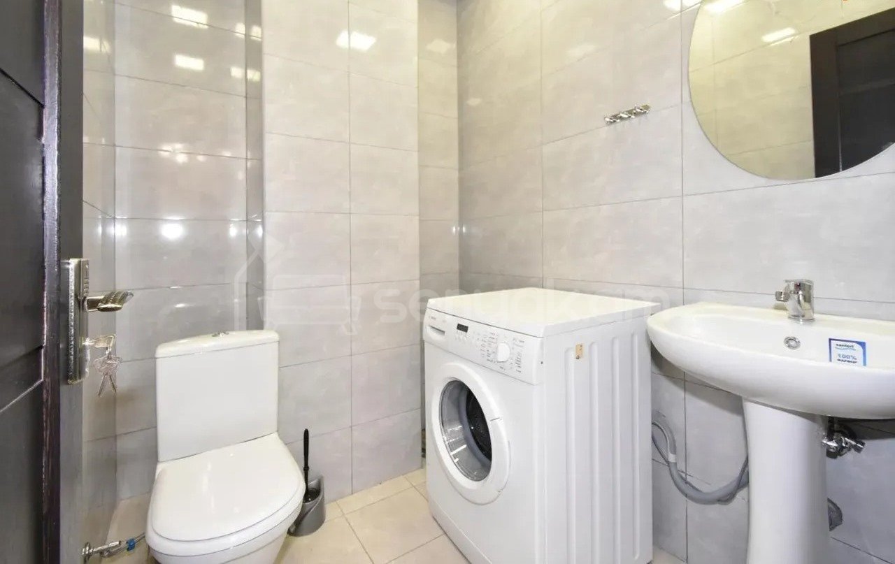 3 Սենյականոց Բնակարան Նորակառույցում, 75քմ, 3/8 հարկ, Դիզայներական Վերանորոգված