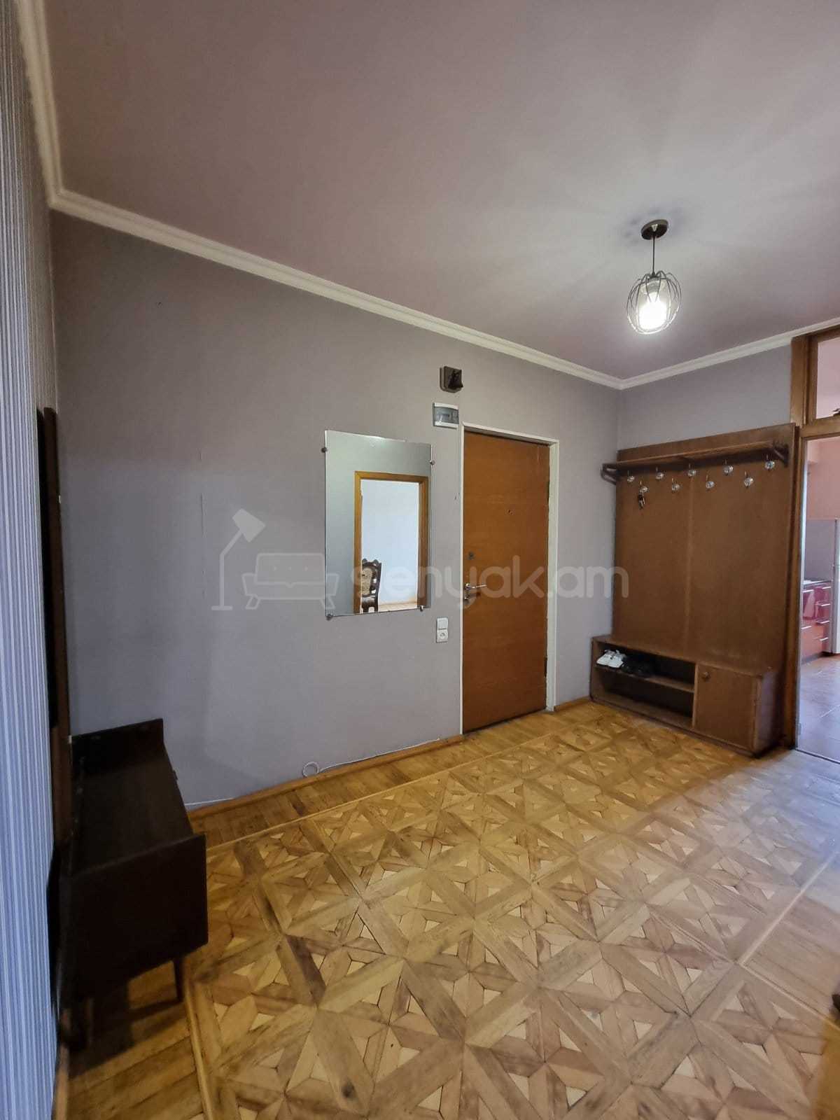 3 Սենյականոց Բնակարան, 80քմ, 8/9 հարկ, Կոսմետիկ Վերանորոգված, Կահավորված