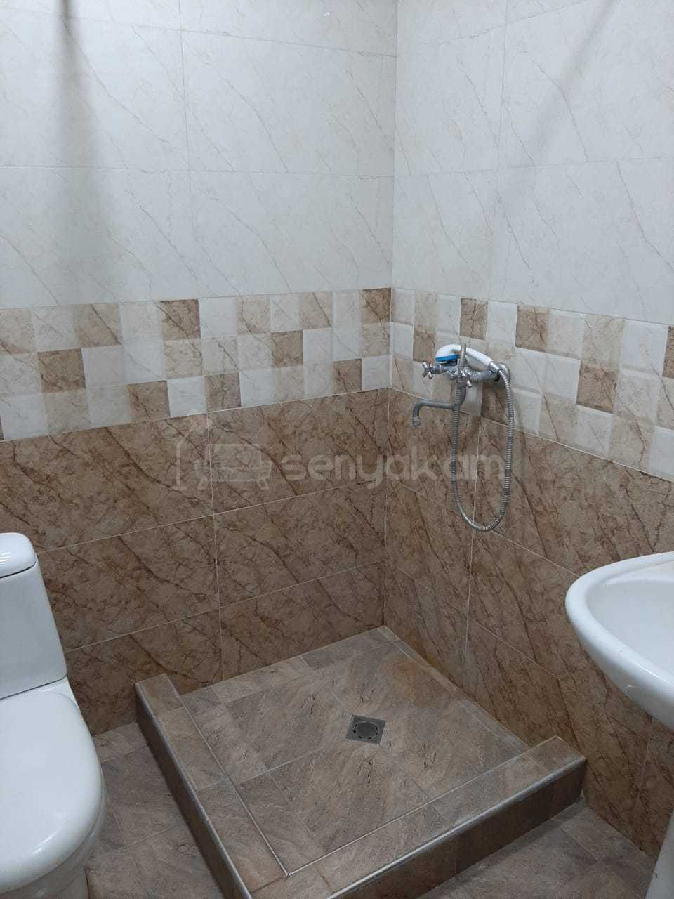 2 Սենյականոց Բնակարան Քարե Շենքում, 50քմ, 5/5 հարկ, Կապիտալ Վերանորոգված, Կահավորված, Արևկող