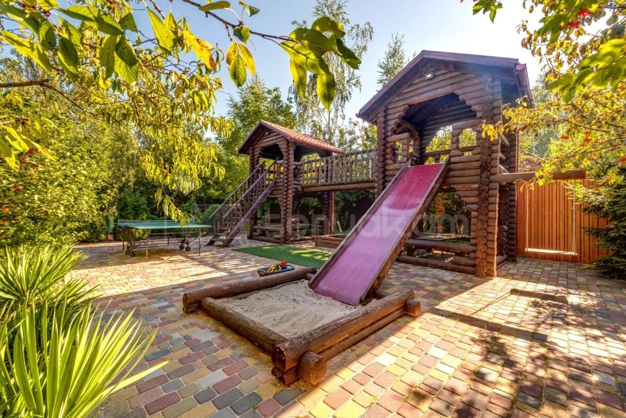 5 Սենյականոց Շքեղ Առանձնատուն, 250քմ, Լողավազանով