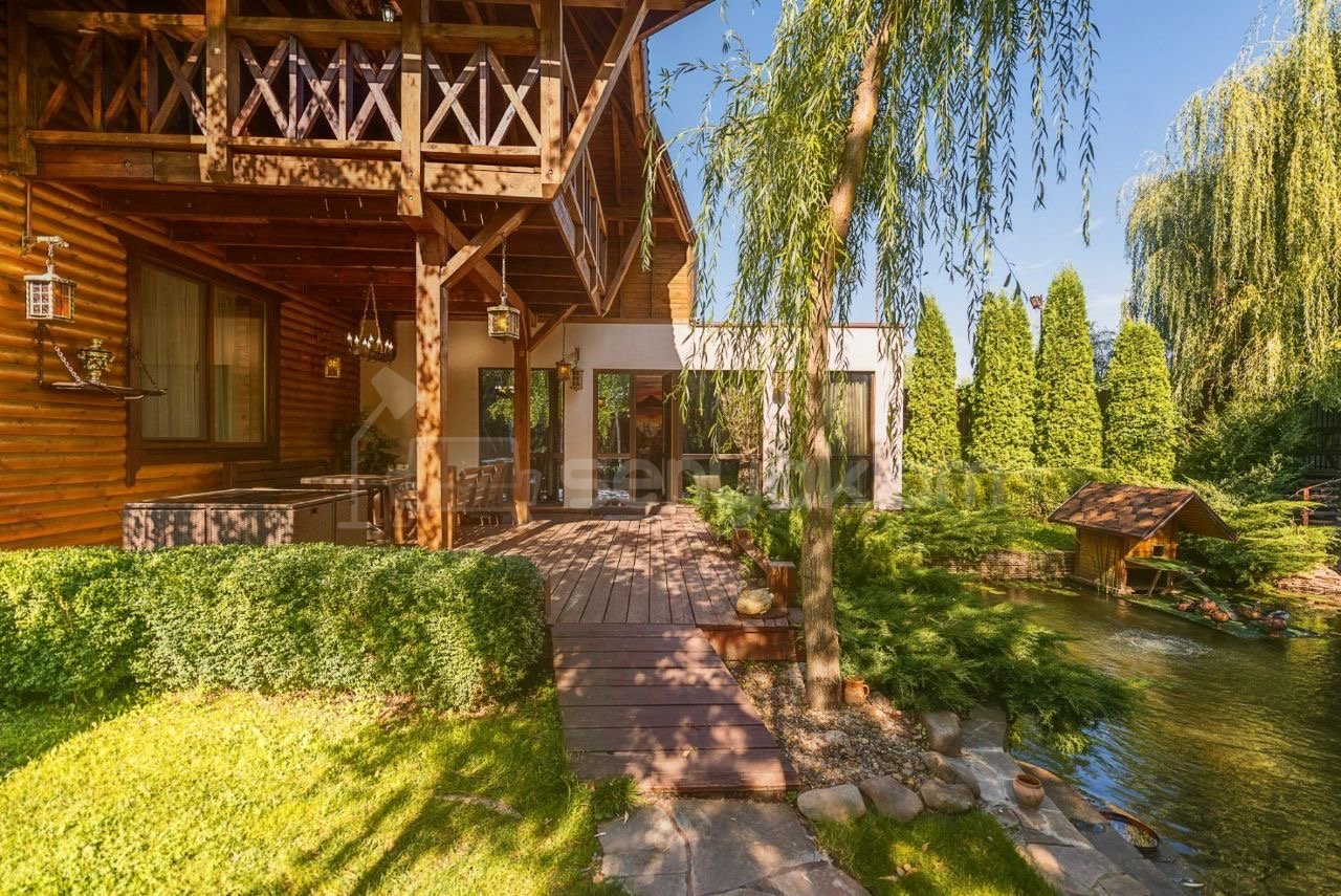 5 Սենյականոց Շքեղ Առանձնատուն, 250քմ, Լողավազանով