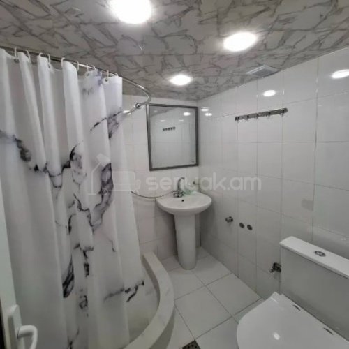 2 Սենյականոց Բնակարան Քարե Շենքում, 51քմ, 4/4 հարկ, Կապիտալ Վերանորոգված, Կահավորված, Արևկող