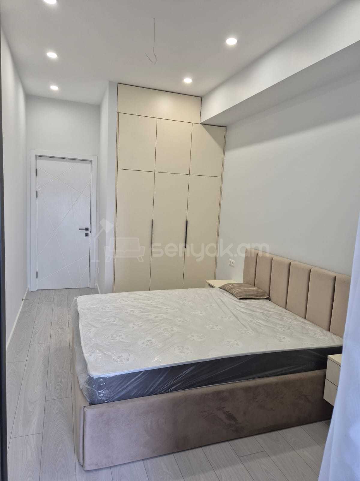 2 Սենյականոց Բնակարան Նորակառույցում, 57քմ, 5/15 հարկ, Կապիտալ Վերանորոգված, Կահավորված, Արևկող