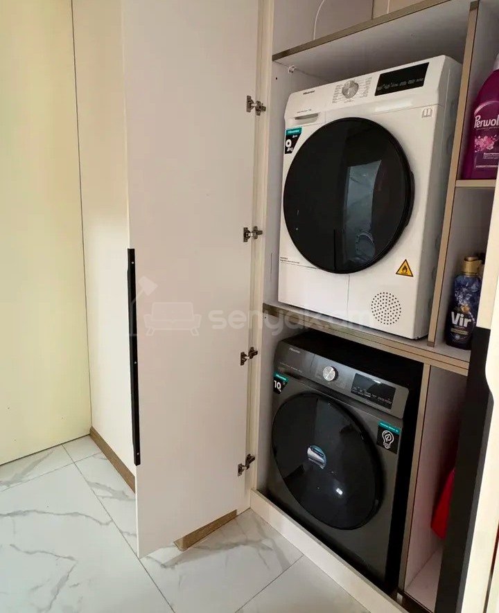 2 Սենյականոց Բնակարան Քարե Շենքում, 52քմ, 5/5 հարկ, Կապիտալ Վերանորոգված