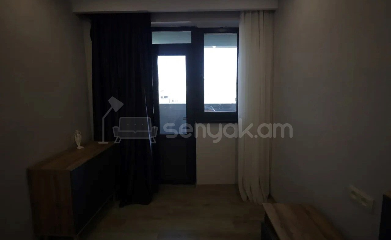 3 Սենյականոց Բնակարան, 90քմ, 8/12 հարկ, Կոսմետիկ Վերանորոգված