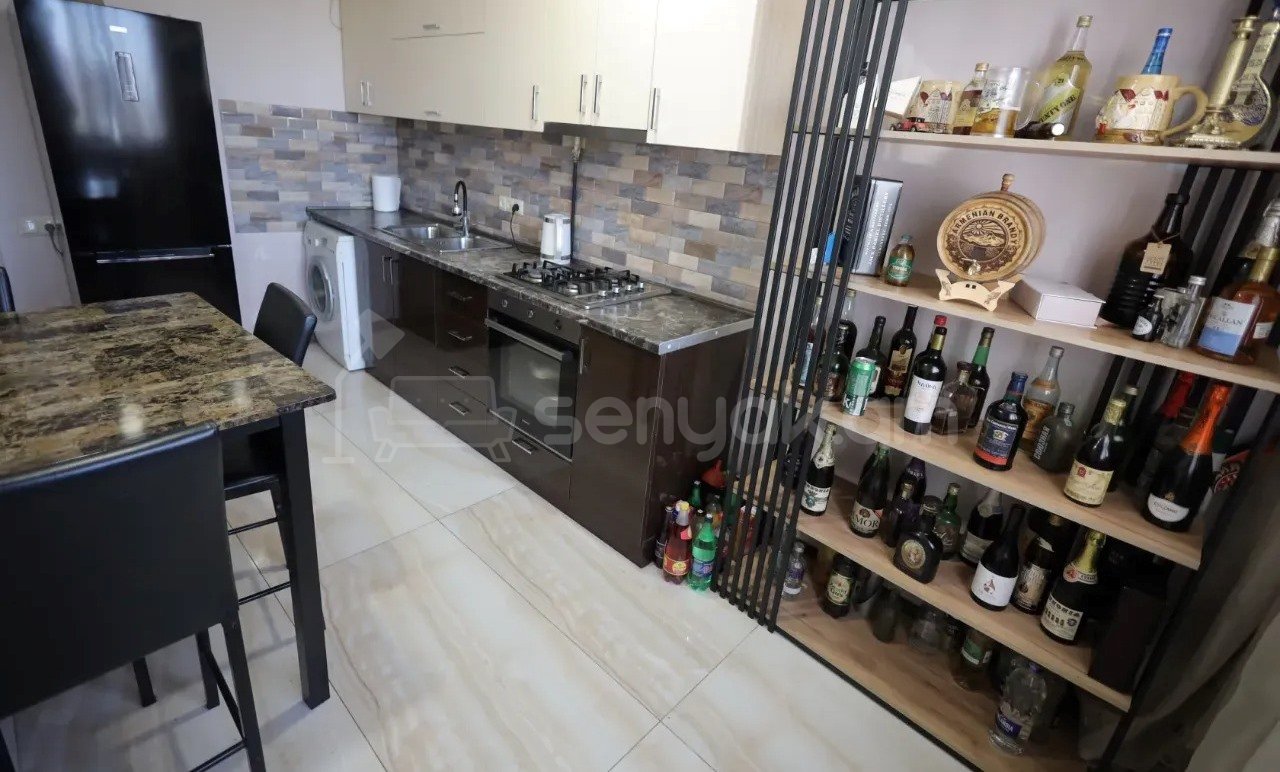 3 Սենյականոց Բնակարան, 90քմ, 8/12 հարկ, Կոսմետիկ Վերանորոգված