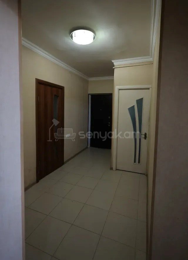 3 Սենյականոց Բնակարան, 90քմ, 8/12 հարկ, Կապիտալ Վերանորոգված