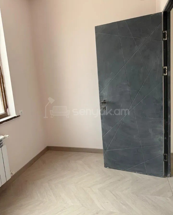 4 Սենյականոց Բնակարան Նորակառույցում, 95քմ, 5/8 հարկ, Կապիտալ Վերանորոգված