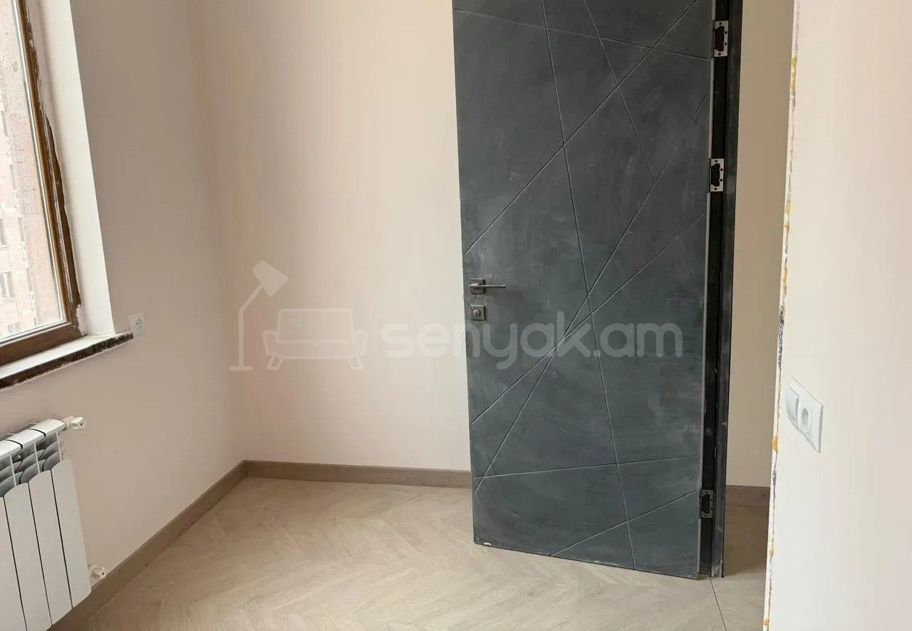 4 Սենյականոց Բնակարան Նորակառույցում, 95քմ, 5/8 հարկ, Կապիտալ Վերանորոգված