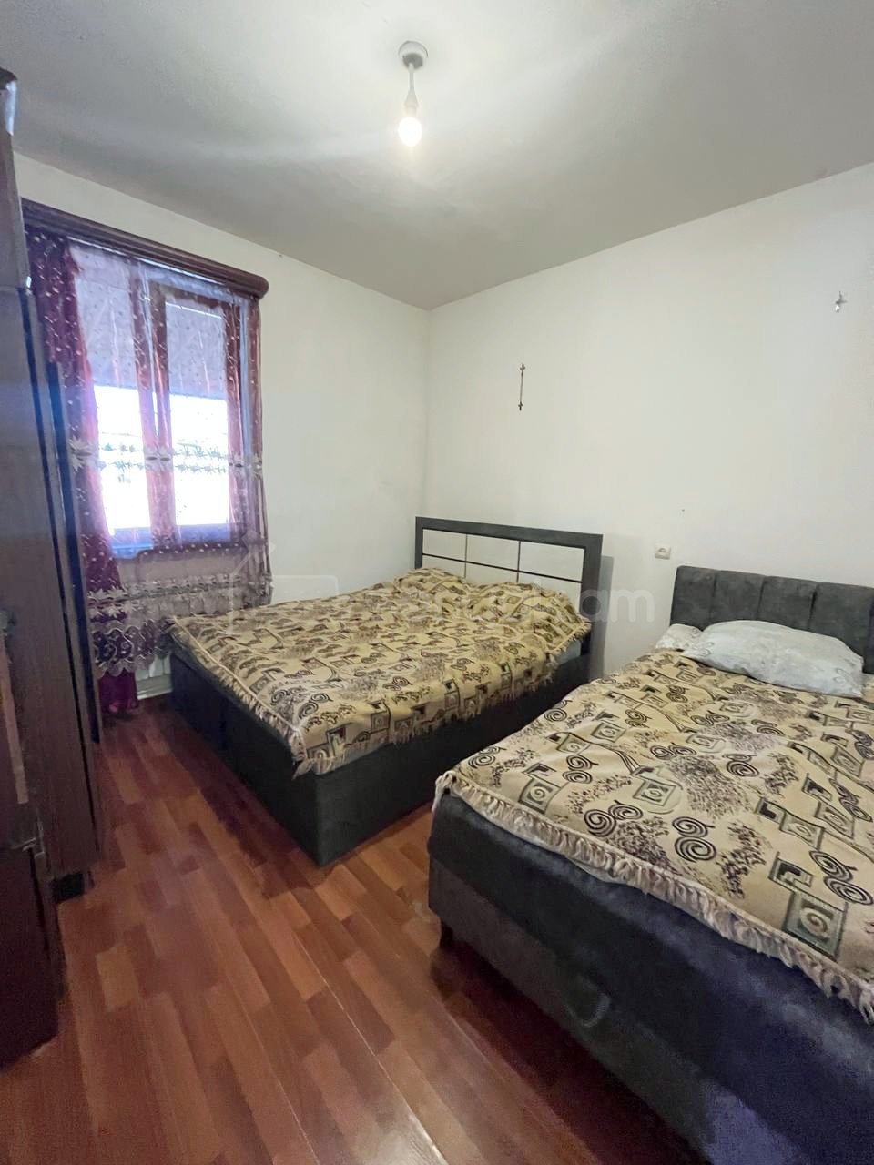8 Սենյականոց Սեփական Տուն, 160քմ, Նորմալ Վիճակում, Ավտոտնակով