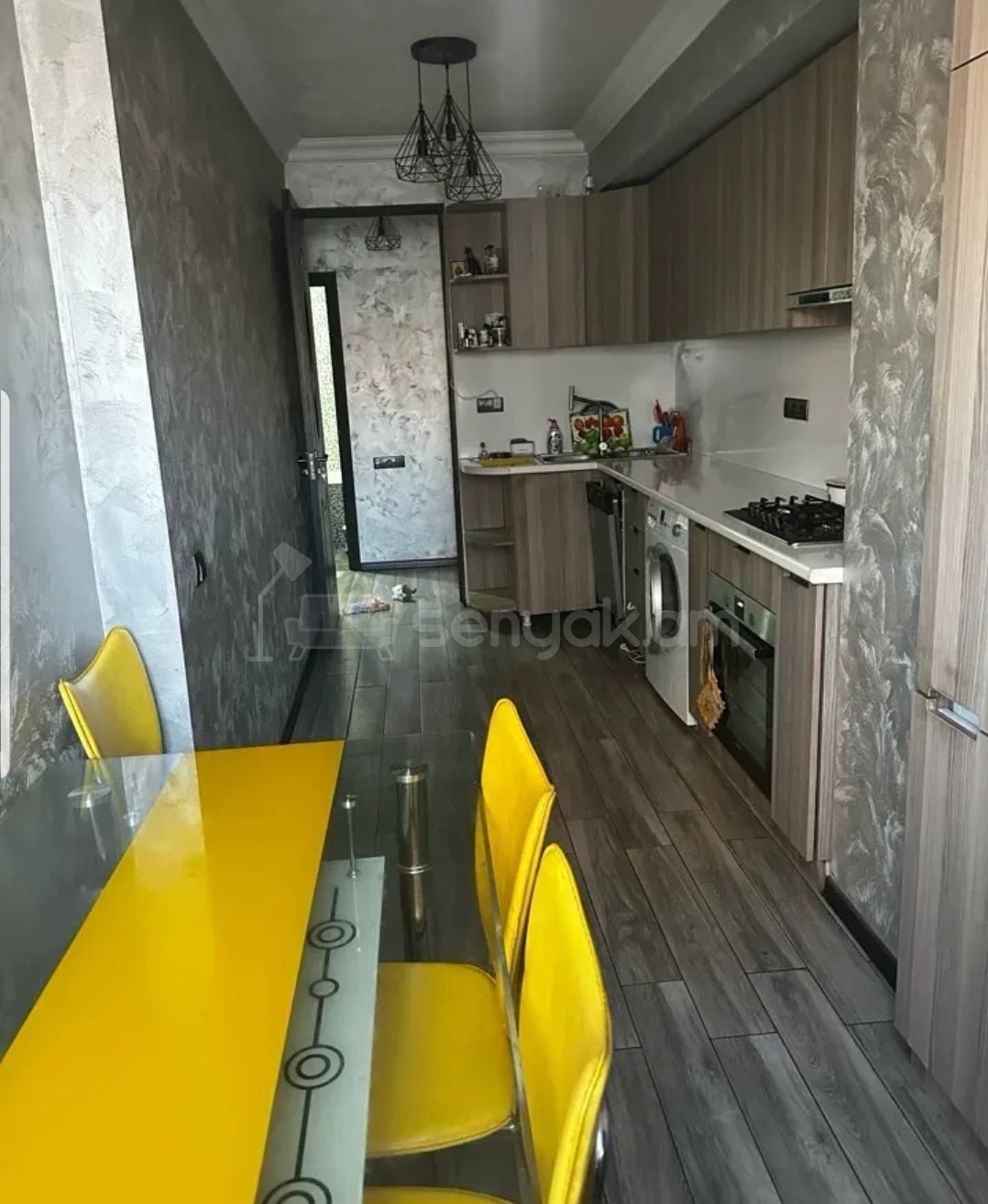 3 Սենյականոց Բնակարան, 96քմ, 7/13 հարկ, Կապիտալ Վերանորոգված