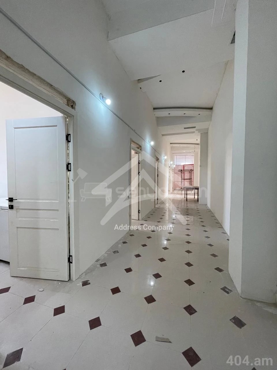 Օֆիսային Տարածք, 420քմ, Կապիտալ Վերանորոգված