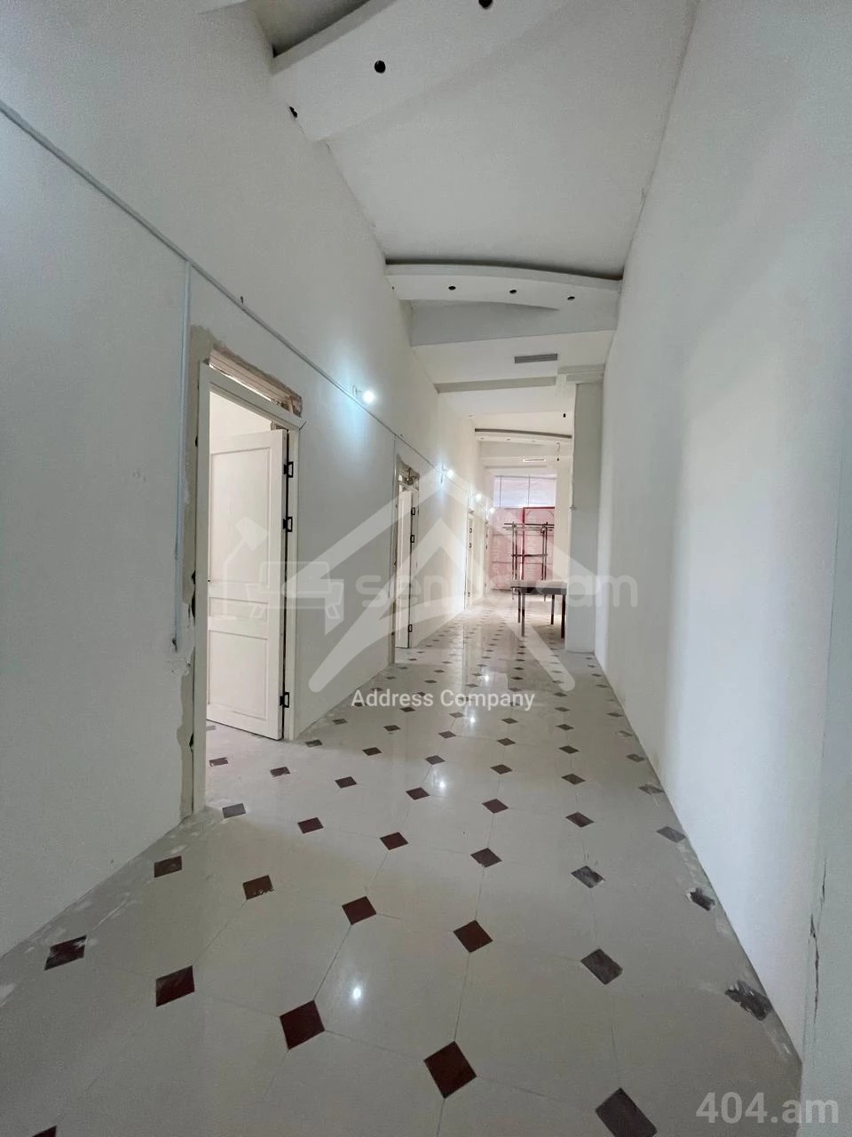 Օֆիսային Տարածք, 420քմ, Կապիտալ Վերանորոգված