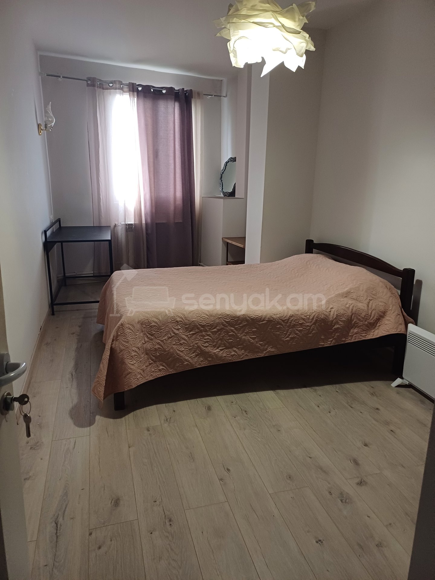 2 Սենյականոց Բնակարան, 76քմ, 8/16 հարկ, Կապիտալ Վերանորոգված, Կահավորված, Արևկող