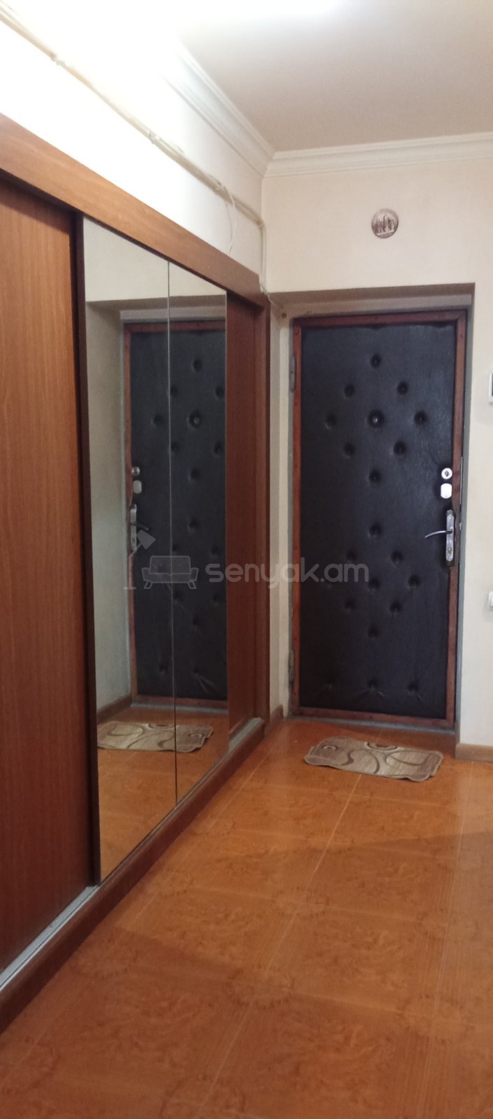 1 Սենյականոց Բնակարան Քարե Շենքում, 48քմ, 1/5 հարկ, Կապիտալ Վերանորոգված