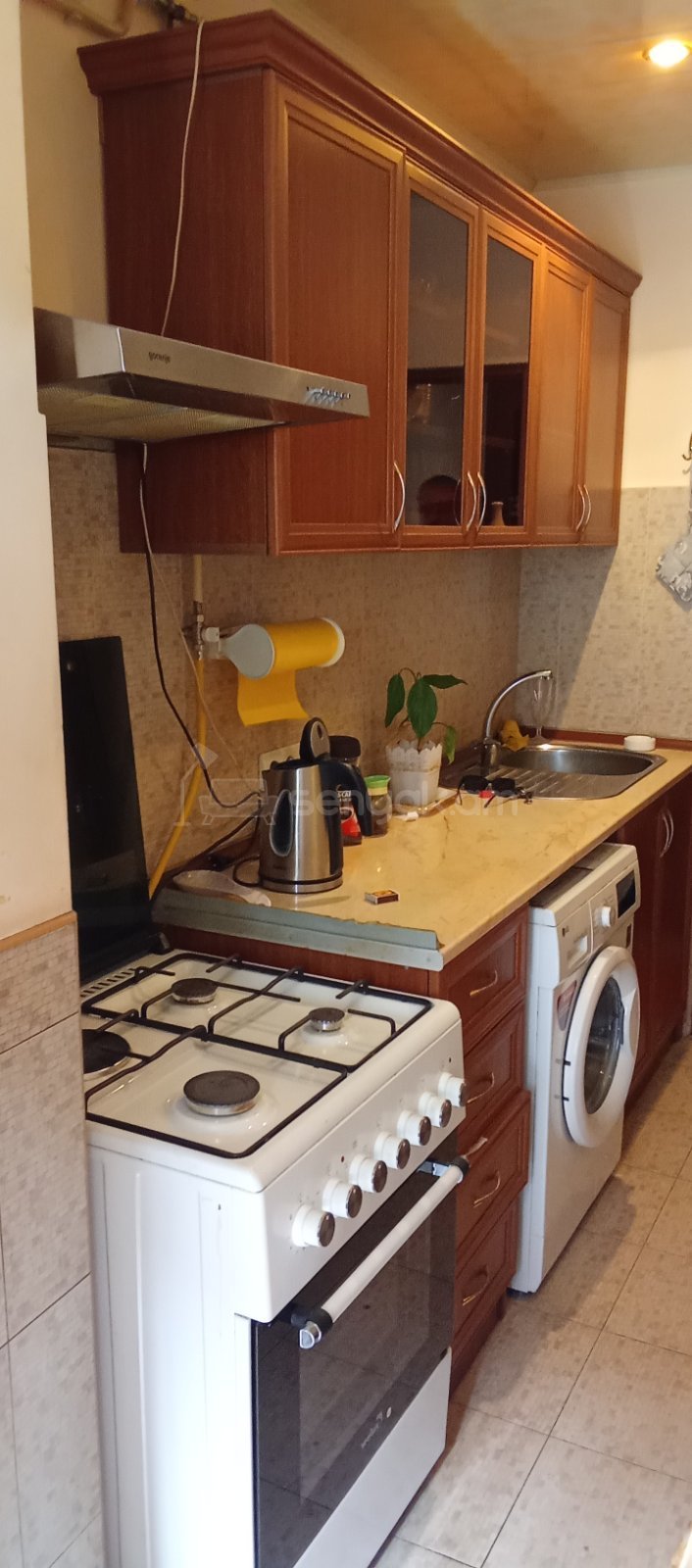 1 Սենյականոց Բնակարան Քարե Շենքում, 48քմ, 1/5 հարկ, Կապիտալ Վերանորոգված