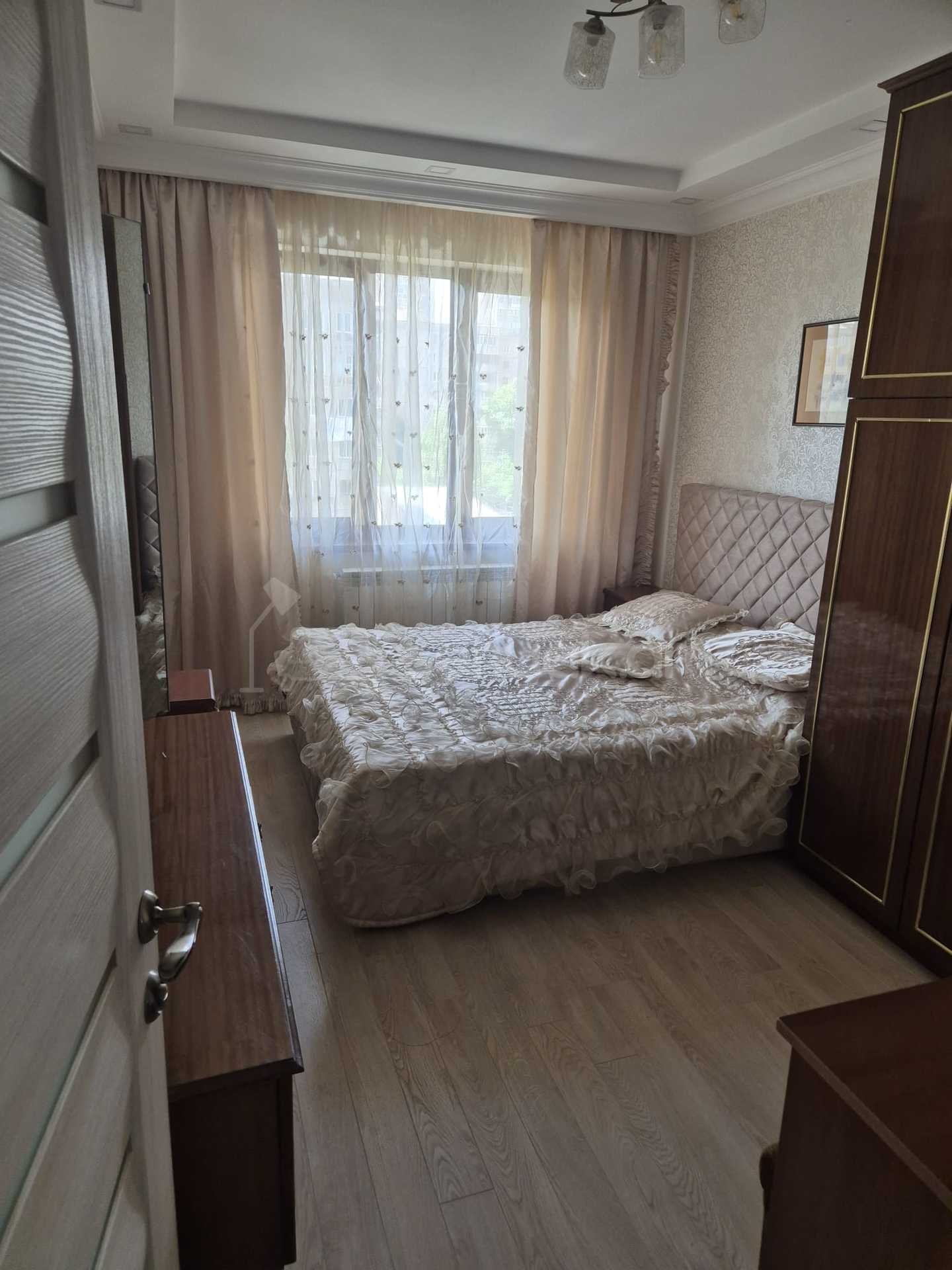 3 Սենյականոց Բնակարան, 75քմ, 7/9 հարկ, Կապիտալ Վերանորոգված, Կահավորված, Արևկող