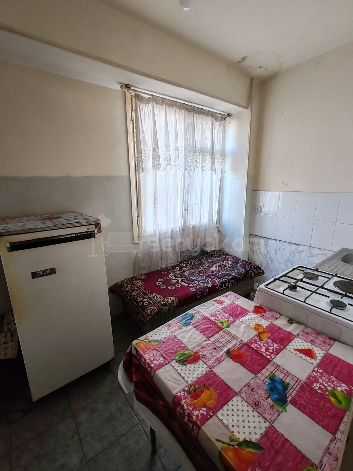 2 Սենյականոց Բնակարան, 48քմ, 3/9 հարկ, Նորմալ Վիճակում