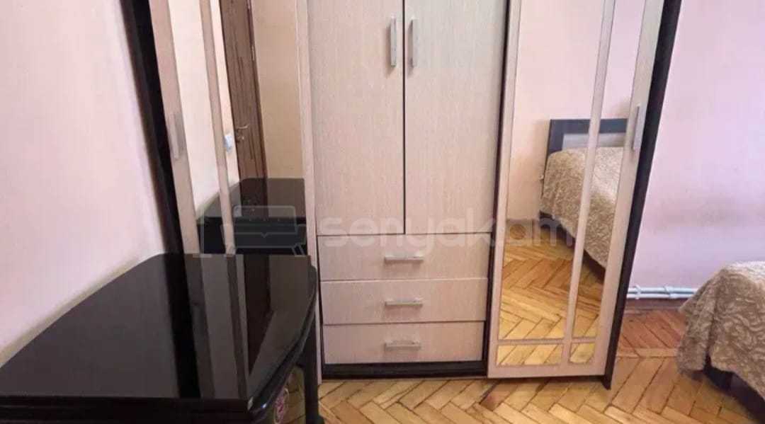 3 Սենյականոց Բնակարան, 69քմ, 1/4 հարկ, Կապիտալ Վերանորոգված