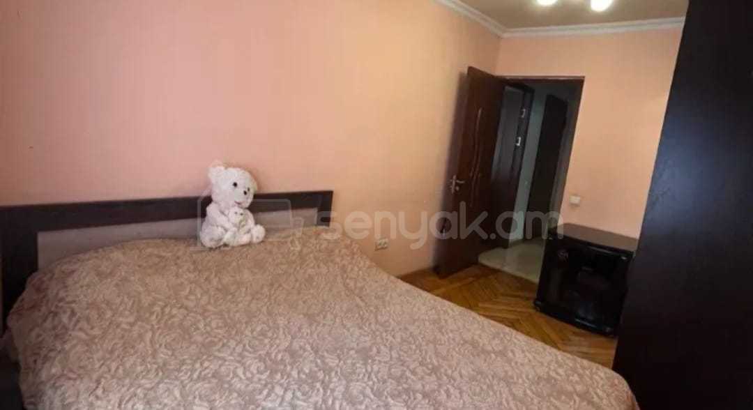 3 Սենյականոց Բնակարան, 69քմ, 1/4 հարկ, Կապիտալ Վերանորոգված